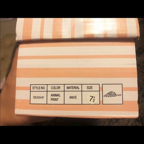 Cheetah flats - Picture 5 of 5